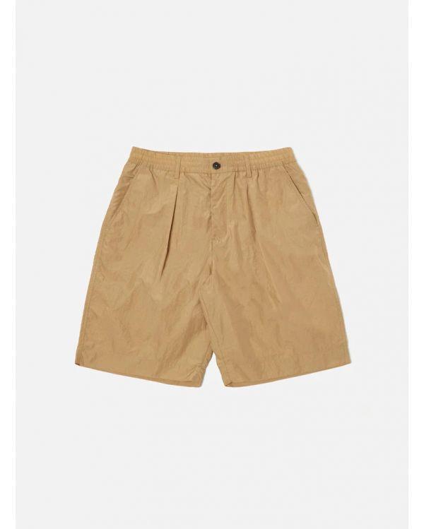 PLEATED TRACK SHORT RECYCLED NYLON TECH SAND