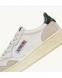 Sneakers MEDALIST LOW SUEDE AND LEATHER COLOR WHITE AND MOUNT