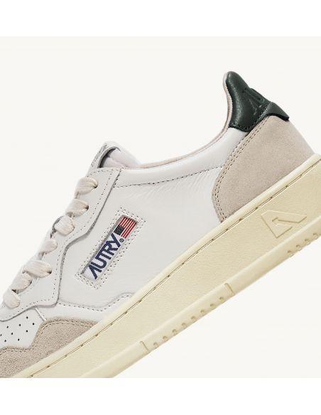 Sneakers MEDALIST LOW SUEDE AND LEATHER COLOR WHITE AND MOUNT