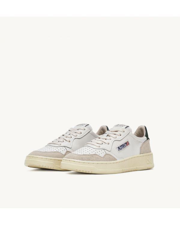 Sneakers MEDALIST LOW SUEDE AND LEATHER COLOR WHITE AND MOUNT