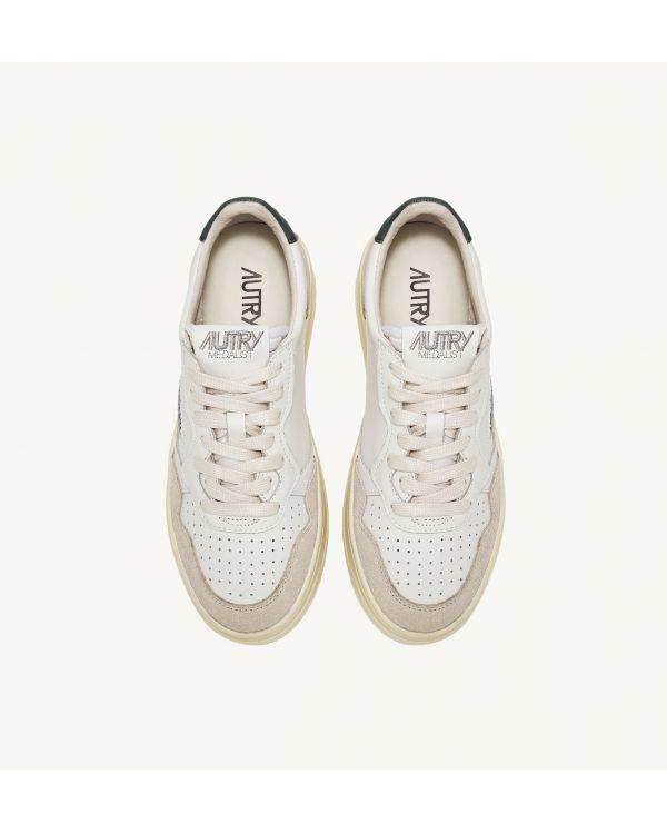 Sneakers MEDALIST LOW SUEDE AND LEATHER COLOR WHITE AND MOUNT
