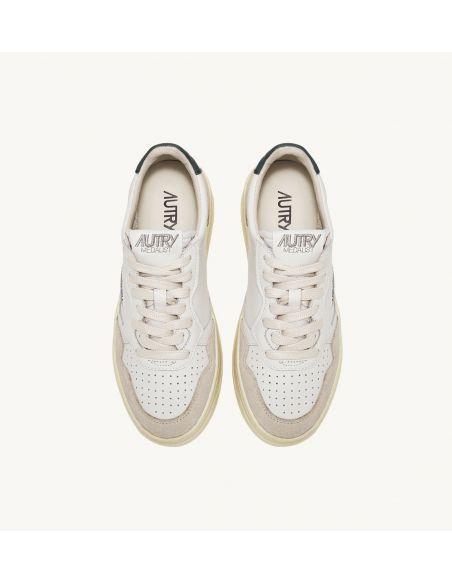 Sneakers MEDALIST LOW SUEDE AND LEATHER COLOR WHITE AND MOUNT
