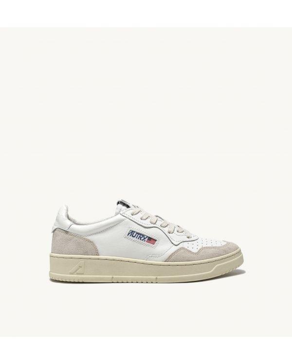 Sneakers MEDALIST LOW SUEDE AND LEATHER COLOR WHITE