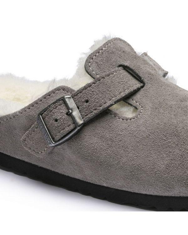 MULES BOSTON SHEARLING STONE COIN