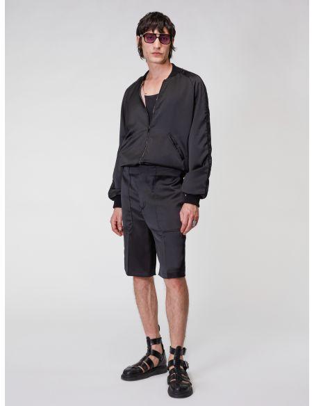 BERMUDA SATIN BLACK