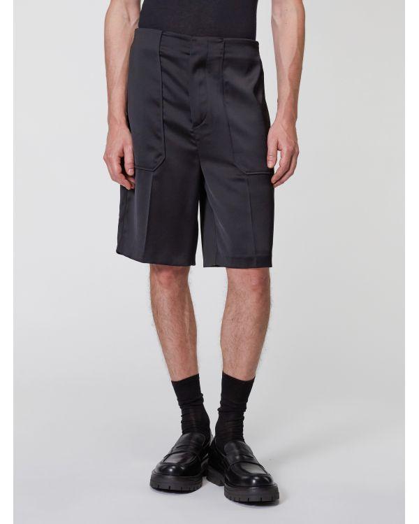 BERMUDA SATIN BLACK