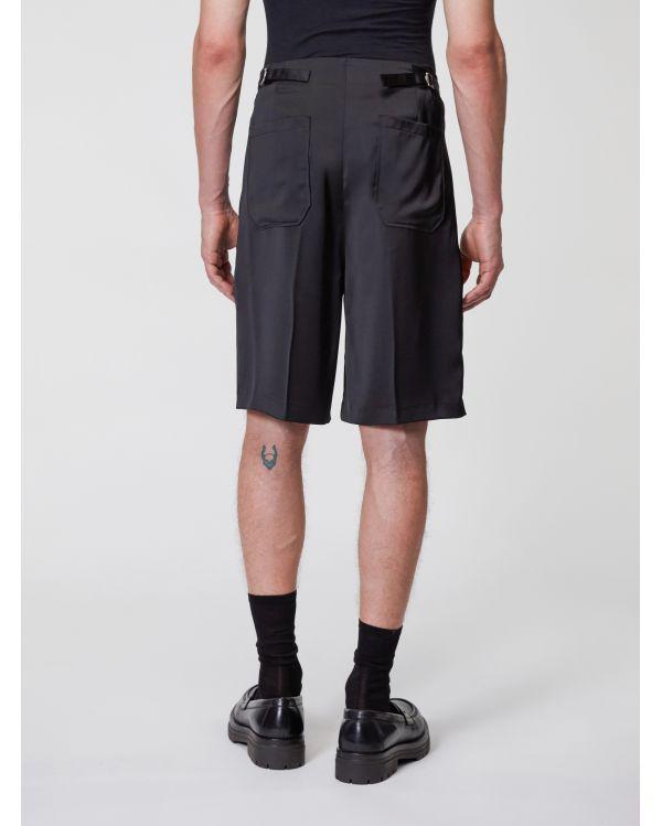 BERMUDA SATIN BLACK