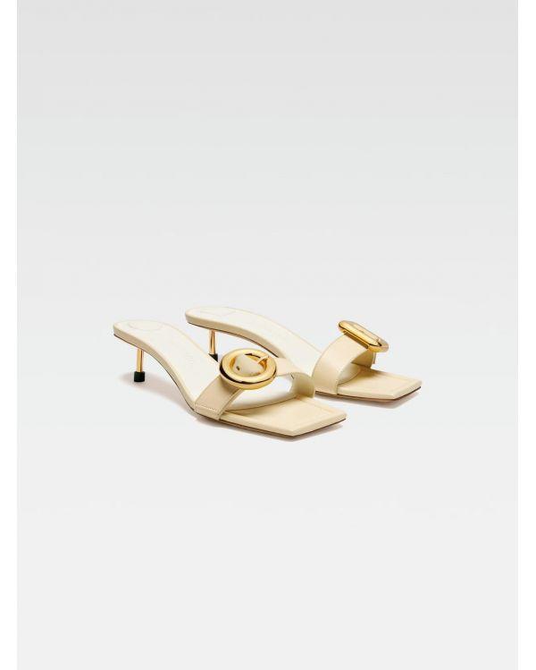 REGALO LOW IVORY SANDALS