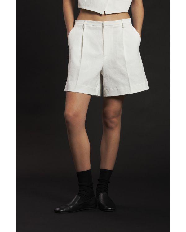 SHORT FRIZZY WHITE