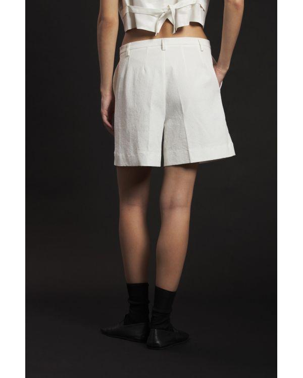 SHORT FRIZZY WHITE