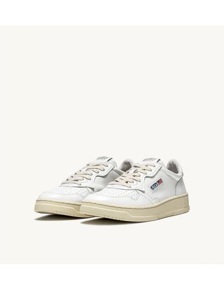 SNEAKERS MEDALIST LOW MAN LEATHER WHITE