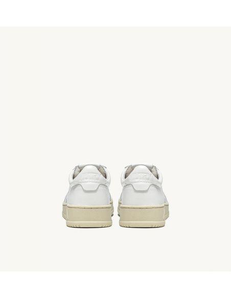 SNEAKERS MEDALIST LOW MAN LEATHER WHITE