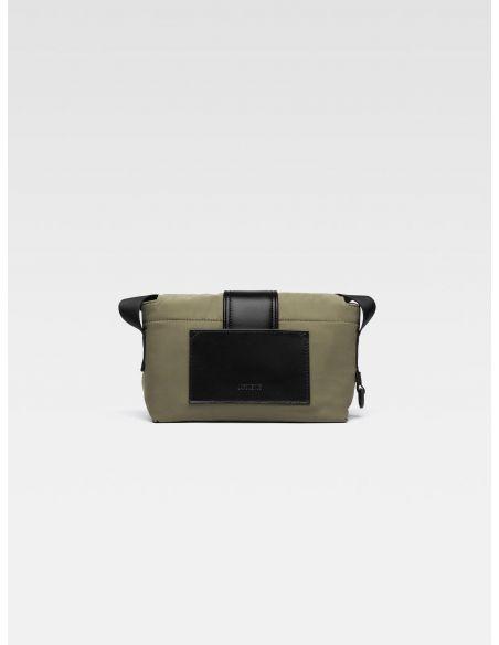 THE LITTLE KHAKI TODDLER MESSENGER