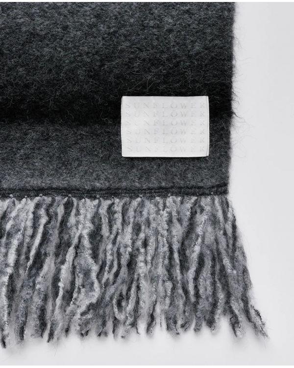 OMBRE BLACK SCARF 2