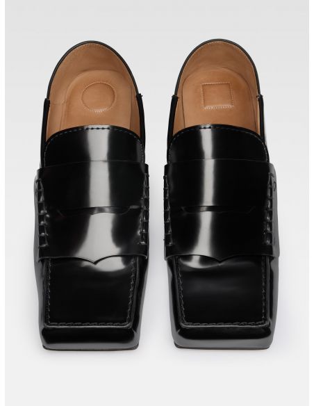 BLACK SQUARE MOCCASINS