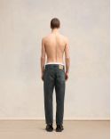 BLACK TAPERED CUT JEANS