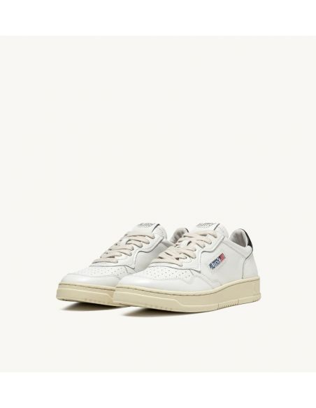 SNEAKERS MEDALIST LOW MAN WHITE AND BLACK LEATHER