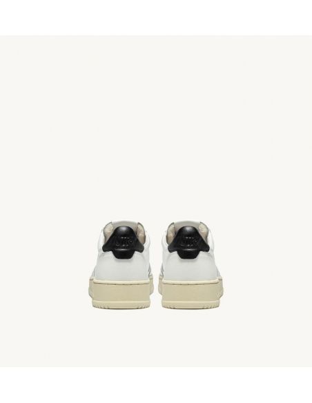 SNEAKERS MEDALIST LOW MAN WHITE AND BLACK LEATHER