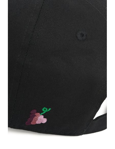 LA CASQUETTE D RAISIN BLACK