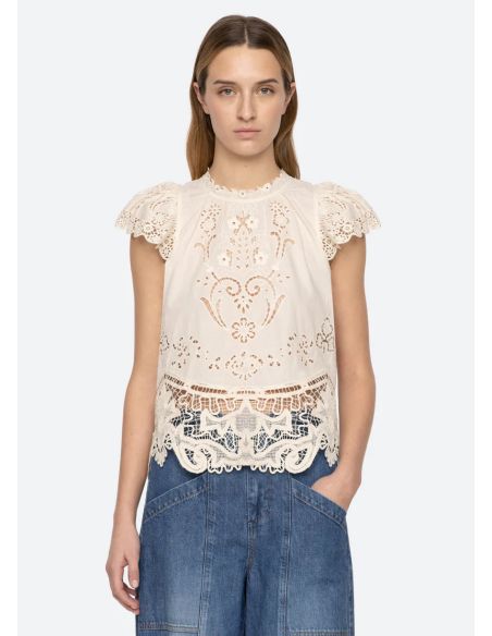 TOP GIANNA LACE FLUTTER SLV BONE
