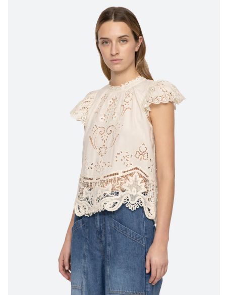 TOP GIANNA LACE FLUTTER SLV BONE