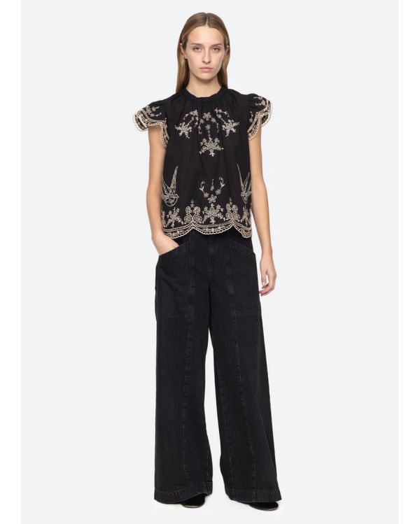 TOP KINGSLEY EMBROIDERY FLUTTER SLV BLACK 2