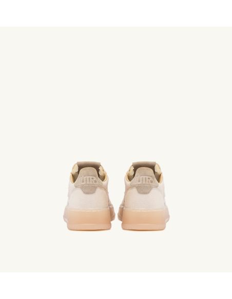 MEDALIST LOW MAN SNEAKERS IN IVORY CANVAS
