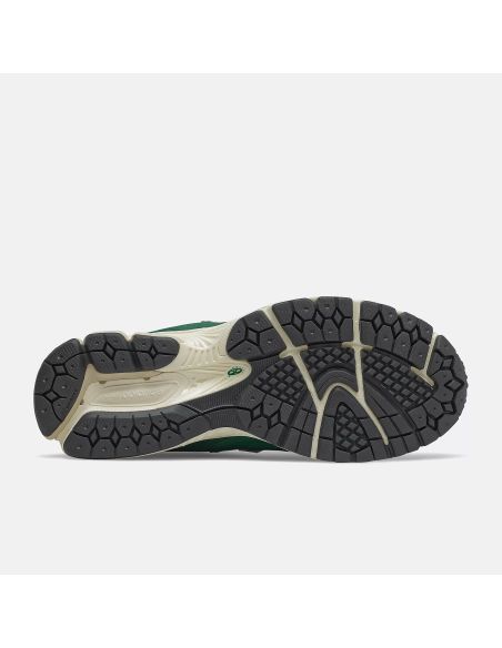 SNEAKERS 2002R NIGHTWATCH GREEN BLACK EMERALD