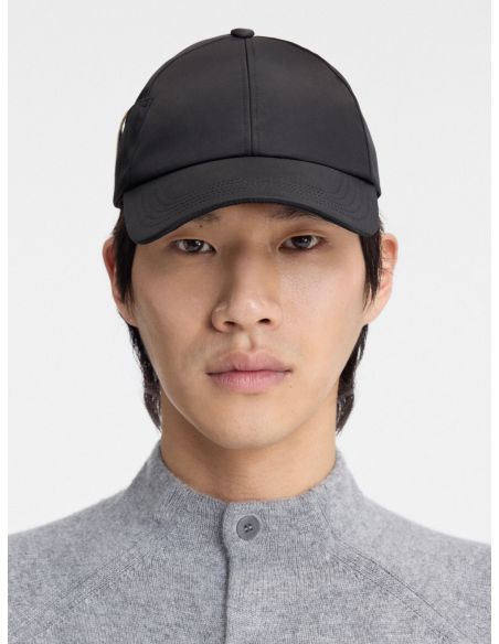 THE BLACK OVALIE CAP