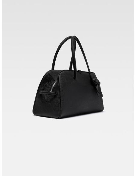 LE TURISMO BLACK