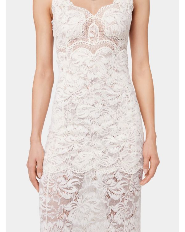 LONG IVORY LACE DRESS