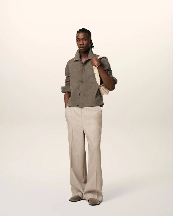 VESTE BEIGE EN CUIR CENDRE 2