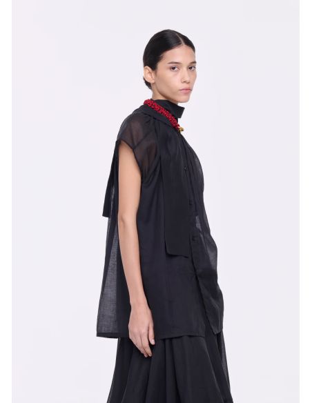TOP EN ORGANZA AVEC FOULARD NOIR