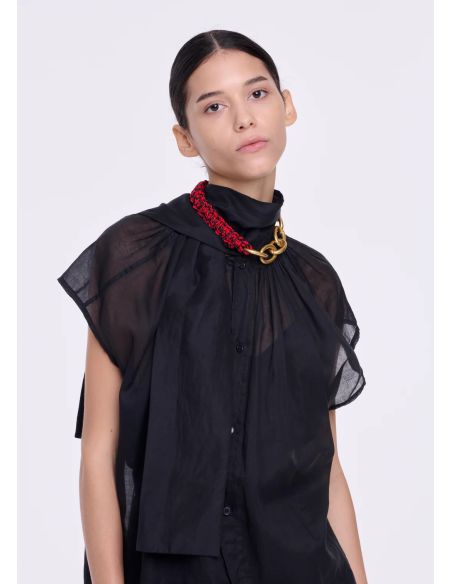 TOP EN ORGANZA AVEC FOULARD NOIR