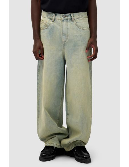 DIRTY WASH DENIM PANTS