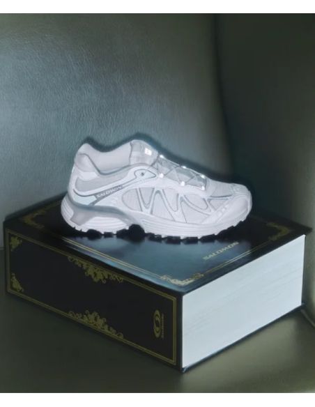 SNEAKERS XT-WHISPER WHITE / LUNAR ROCK / FTW SILVER