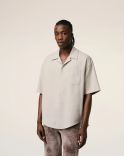 BEIGE SHORT-SLEEVED SHIRT WITH SHARK COLLAR
