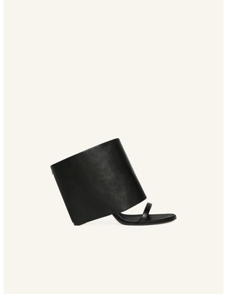 BLACK LEATHER OBLIQUE WEDGE MULES