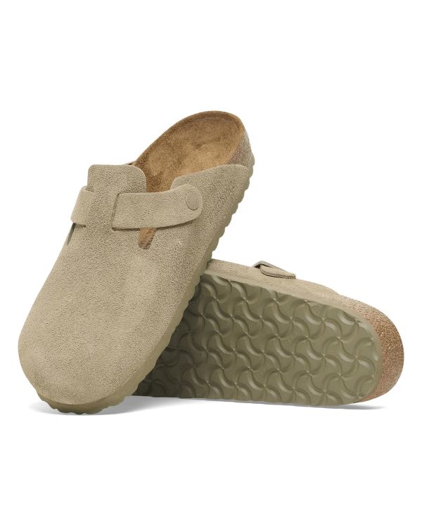 MULES BOSTON SUEDE LEVE FADED KHAKI
