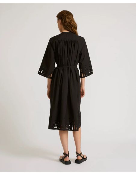 ROBE AVEC BRODERIE ANGLAIS NOIR