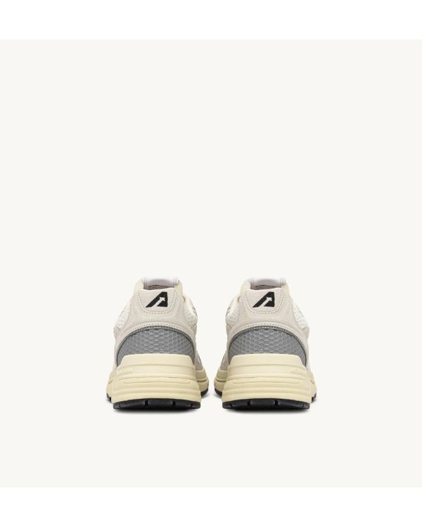 HYPERWAY SNEAKERS IN WHITE AND SILVER