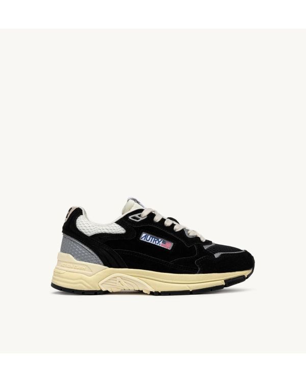 HYPERWAY SNEAKERS WOMAN BLACK AND SILVER