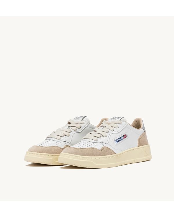 MEDALIST WOMAN SNEAKERS IN WHITE AND SILVER 2