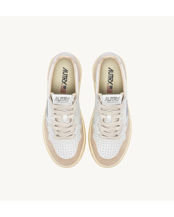 MEDALIST WOMAN SNEAKERS IN WHITE AND SILVER