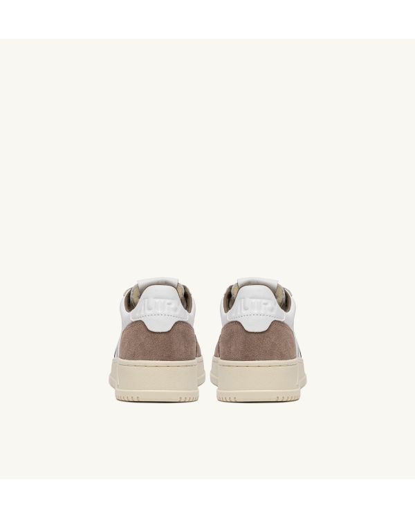MEDALIST WOMEN'S WHITE TOBACCO SNEAKERS