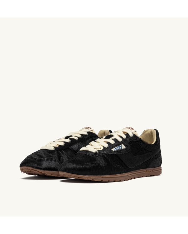 WINDSPIN WOMEN'S BLACK PONY SNEAKERS 2
