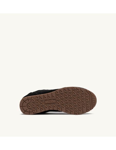 WINDSPIN WOMEN'S BLACK PONY SNEAKERS