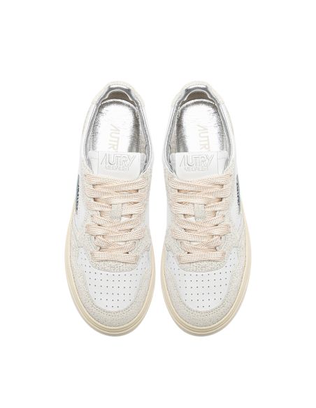 MEDALIST WOMEN’S STARS WHITE SNEAKERS