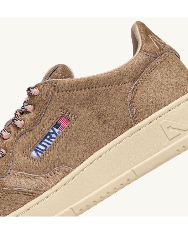 SNEAKERS MEDALIST FEMME PONEY BEIGE