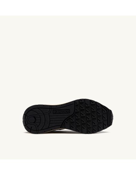 REELWIND MEN’S MOUNTAIN AND NIGHT OWL SNEAKERS